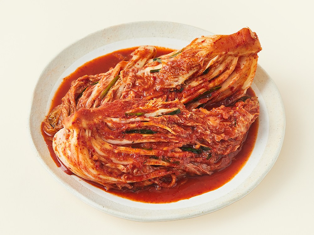 Lotte Hotel Pear Chu Kimchi , 1.2 kg, 1 Pack (롯데호텔 배추김치, 1.2kg, 1개)