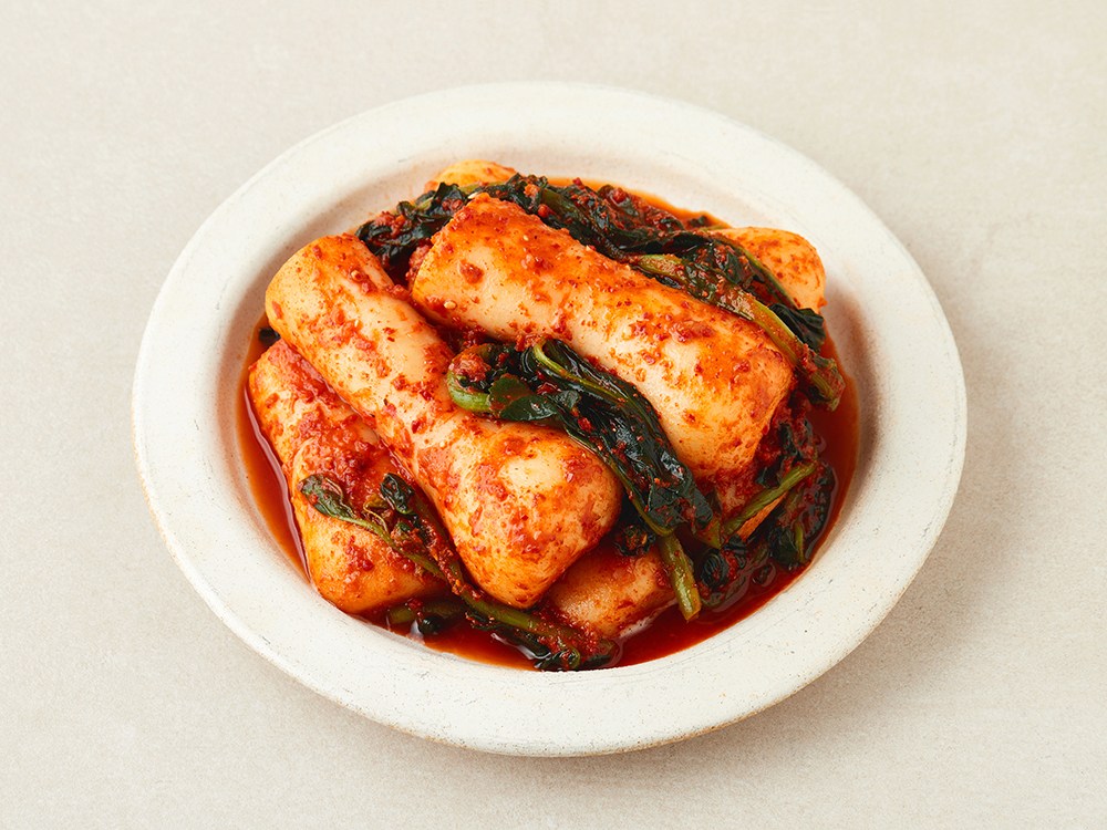 Bareuntebeul Jeonra Yeosu Altari Chonggak Kimchi , 1 kg, 1 Pack (바른테이블 전라도 여수 알타리 총각김치, 1kg, 1개)