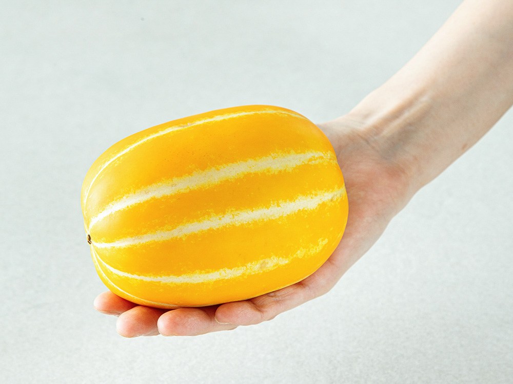 Seongju Sweetness Seonbyeol Korean Melon (성주 당도선별 참외)