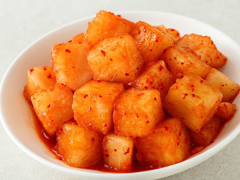 Inu Kkakdugi Kimchi , 5 kg, 1 Pack (인우 깍두기김치, 5kg, 1개)