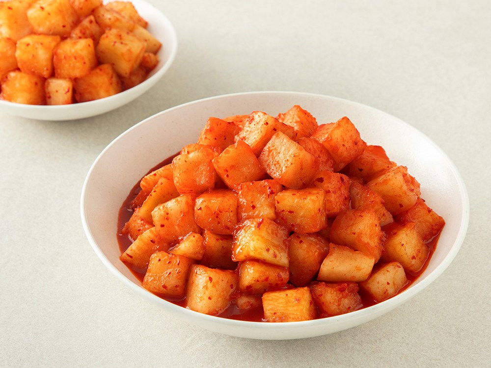 Inu Kkakdugi Kimchi , 5 kg, 1 Pack (인우 깍두기김치, 5kg, 1개)