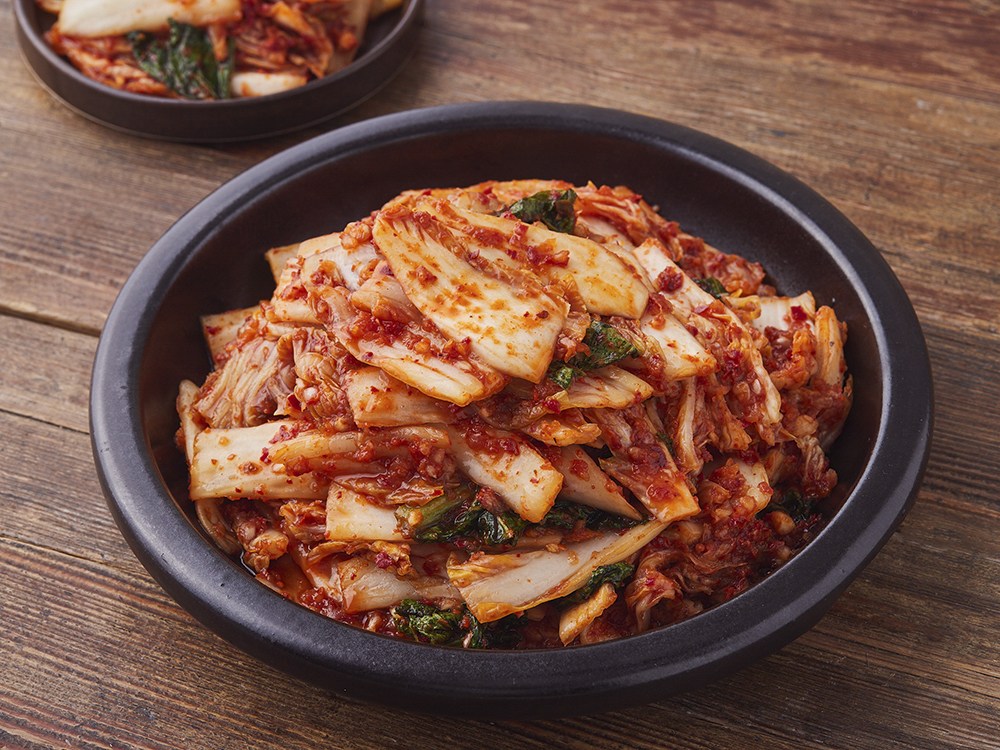 Kokjipeokok Garlic Kimchi , 1 kg, 1 Pack (콕집어콕 마늘김치, 1kg, 1개)