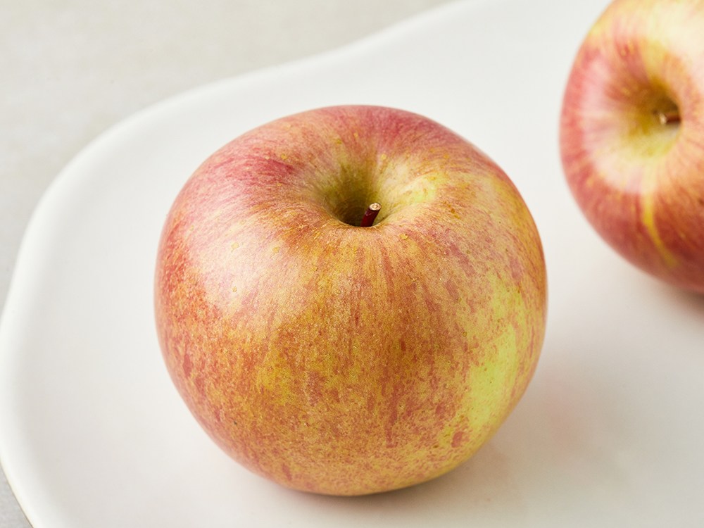 Sam Bag San Apple , 1 Pack , 1.5 kg( So , 8~10 Pack ) (삼봉산 사과, 1개, 1.5kg(소과, 8~10입))