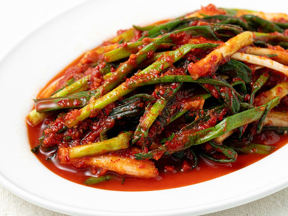 Haedam Village Jeon Whole Sikpum Injeung Pa Kimchi , 350 g, 1 Pack (해담촌 전통식품 인증 파김치, 350g, 1개)