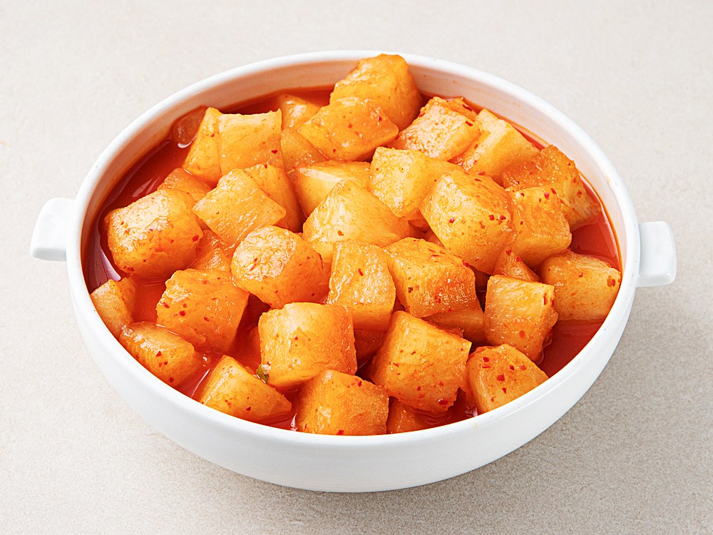 Seonnongwon Bon Kkakdugi , 1.2 kg, 1 Pack (선농원 본 깍두기, 1.2kg, 1개)