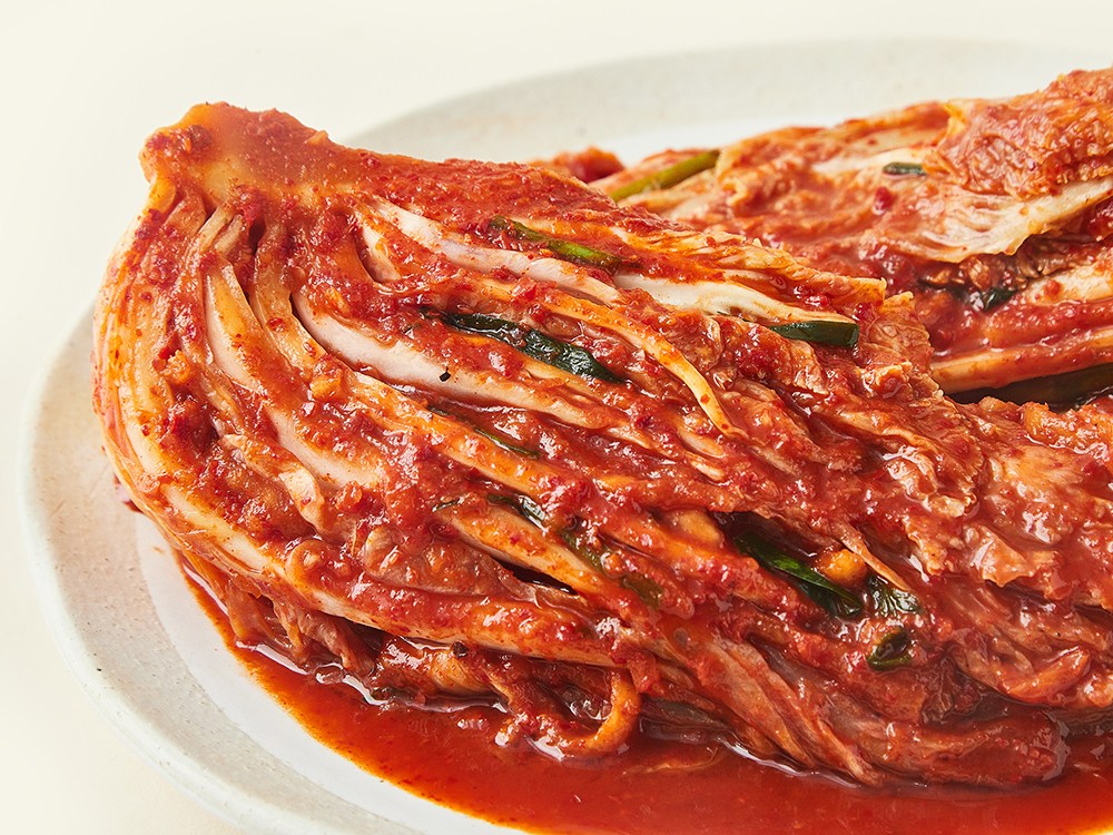 Lotte Hotel Pear Chu Kimchi , 1.2 kg, 1 Pack (롯데호텔 배추김치, 1.2kg, 1개)