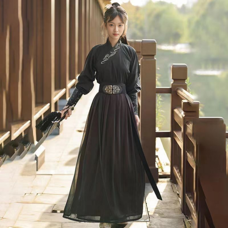 Namyeogongyong Musabok Sageuk Koseutyum Howi Musa Ot Hyeopgaek Geomgaek Koseupeure Joleopsajin (남여공용 무사복 사극 코스튬 호위 무사 옷 협객 검객 코스프레 졸업사진)